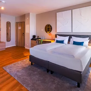 Ramada Encore By Wyndham Messe 3*, ميونيخ ألمانيا